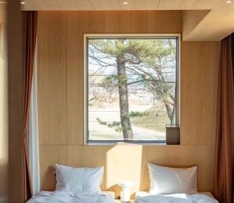 King Room with Balcony
