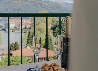 Deluxe Double or Twin Room with Lake View