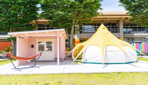 Lotus Tent