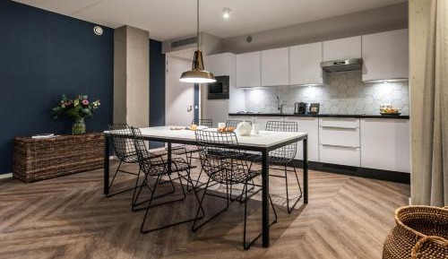 Extra Large 2 Bedroom Apartment with Sofa Bed