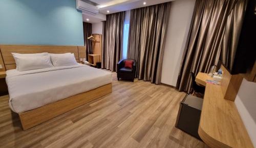 Executive Suite