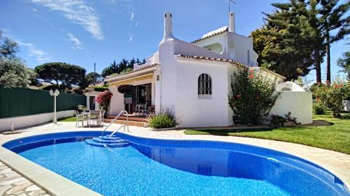 Villa with Garden View
