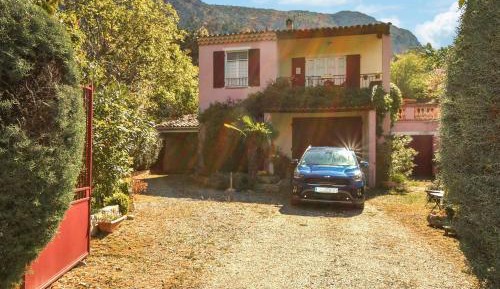 Two-Bedroom Holiday Home