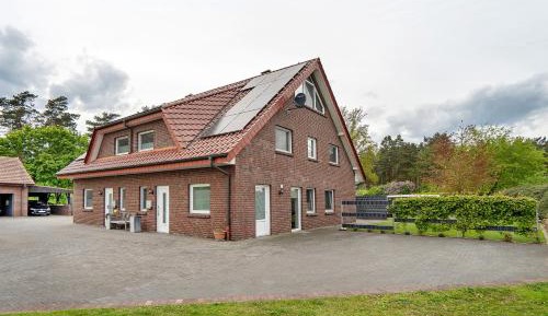 Three-Bedroom Superior Apartment