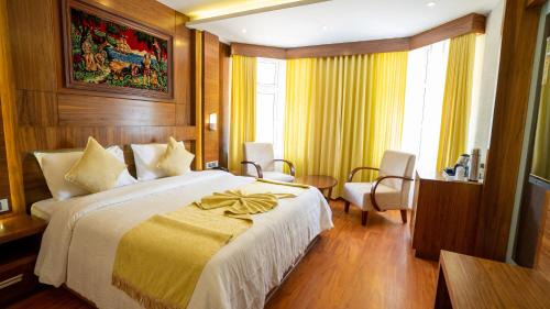 Suite with Balcony