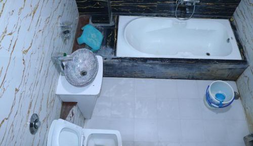 Double or Twin Room with Private Bathroom