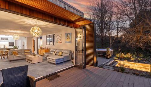 Deluxe Villa