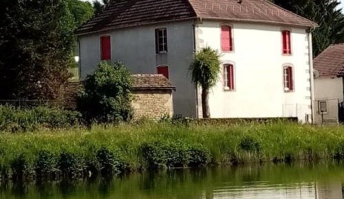 Holiday Home (12 Adults)