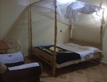 Deluxe Queen Room
