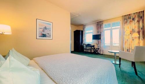 Classic Double Room with Balcony