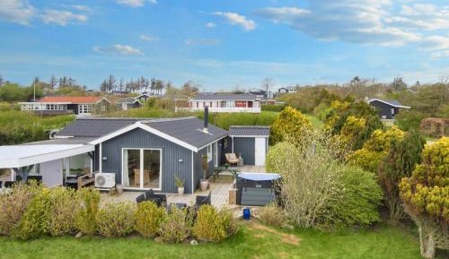 Two-Bedroom Holiday Home