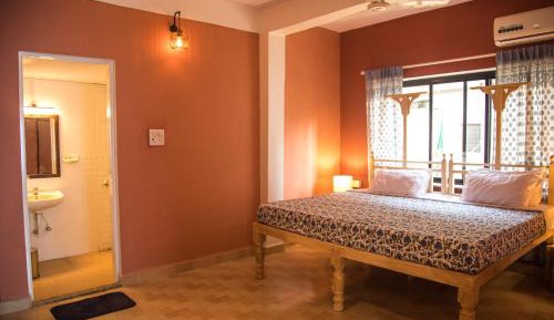 Deluxe King Suite