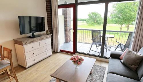 One-Bedroom Apartment with Balcony