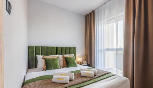 Classic One-Bedroom Apartment with King Bed