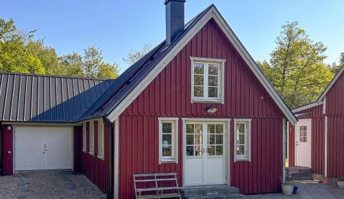 Four-Bedroom Holiday Home