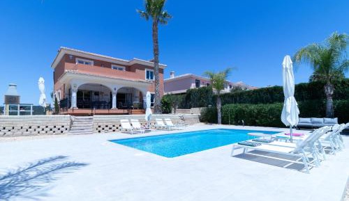 Villa with Private Pool