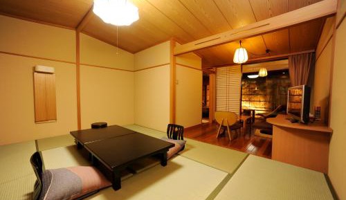 Japanese style room with open-air bath - Non-smoking