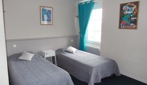 Twin Room with Private Bathroom