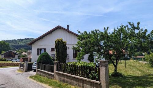 Holiday Home (6 Adults)