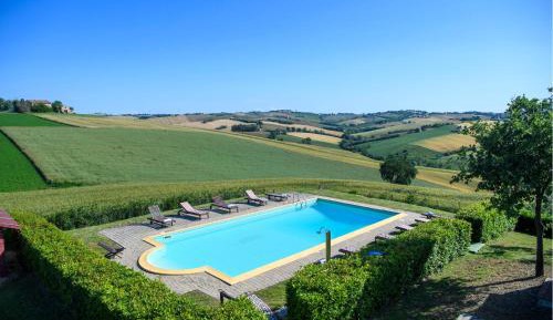 Nine-Bedroom Holiday Home