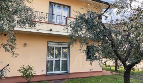 Three-Bedroom Townhouse