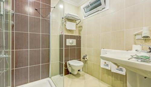 Double or Twin Room with Sea View