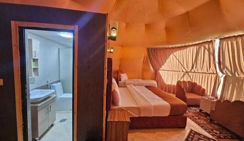 Quadruple Room with Mountain View