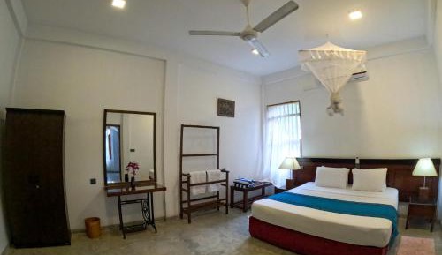 Double Room with Private Bathroom
