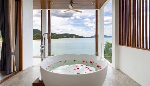 Suite with Sea View