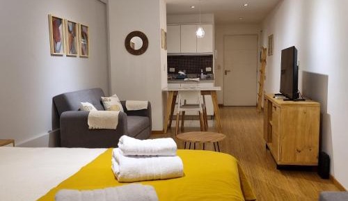 Studio Apartment