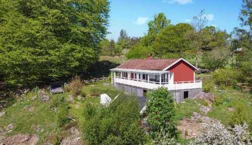 Two-Bedroom Holiday Home