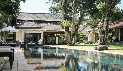Villa with Private Pool