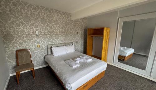 Double Room with Private Bathroom