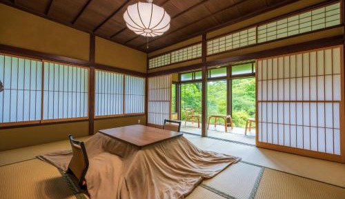 Exective Family Room with Hot Spring Open-Air Bath "Sensintei"