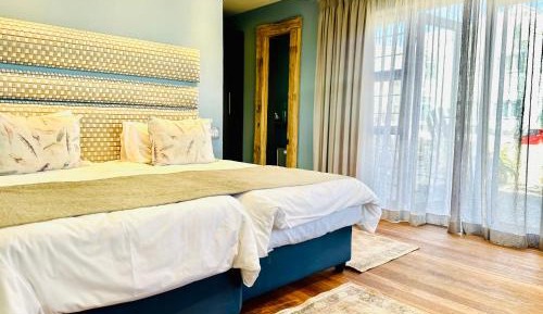 Double or Twin Room with Sea View