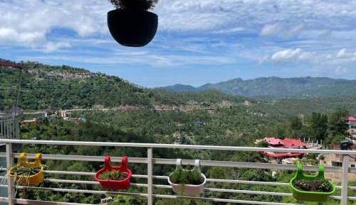 Two-Bedroom Apartment with Mountain View