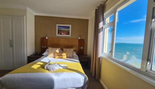 King Room with Direct Sea View