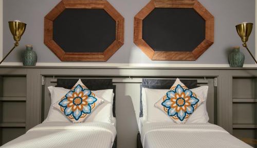 Deluxe Double Room with Balcony