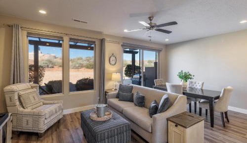 Three-Bedroom Holiday Home 