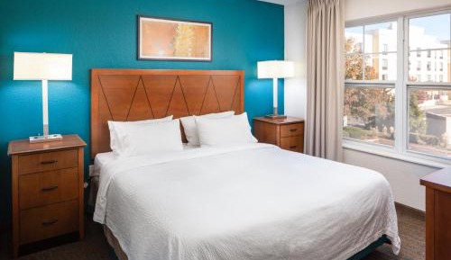 One-Bedroom King Suite with Sofa Bed