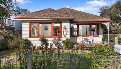 Three-Bedroom Holiday Home 