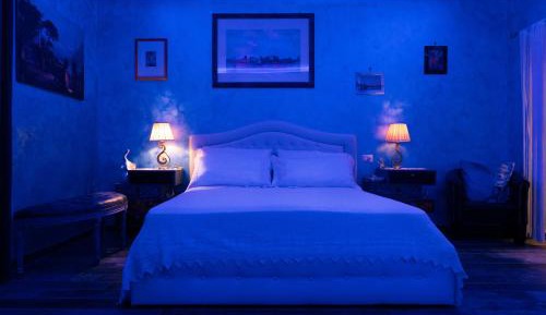 Deluxe Suite with Spa Bath