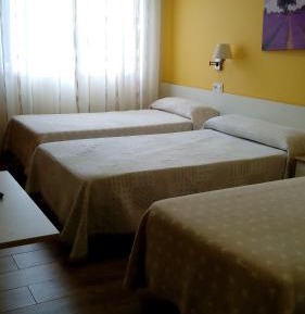 Comfort Triple Room with Shower