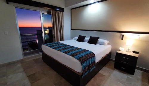 Queen Room with Sea View