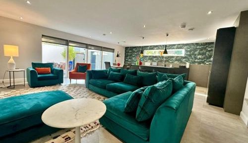 Four-Bedroom Holiday Home