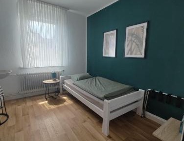 Single Room with Shared Bathroom