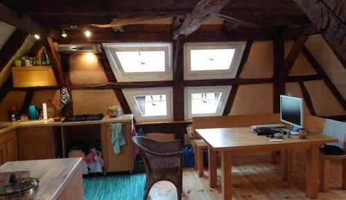 Single Room with Shared Shower and Toilet