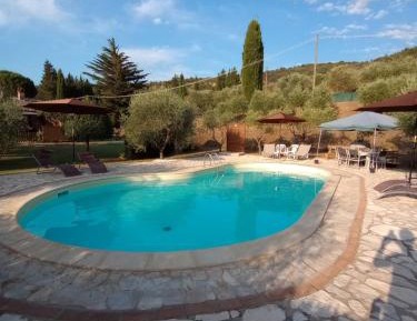 One-Bedroom Apartment with Pool View