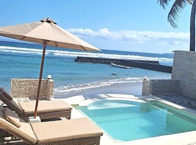 Villa - Beach Front