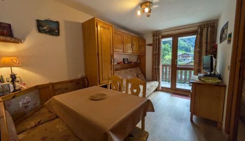 Apartment (5 Adults)